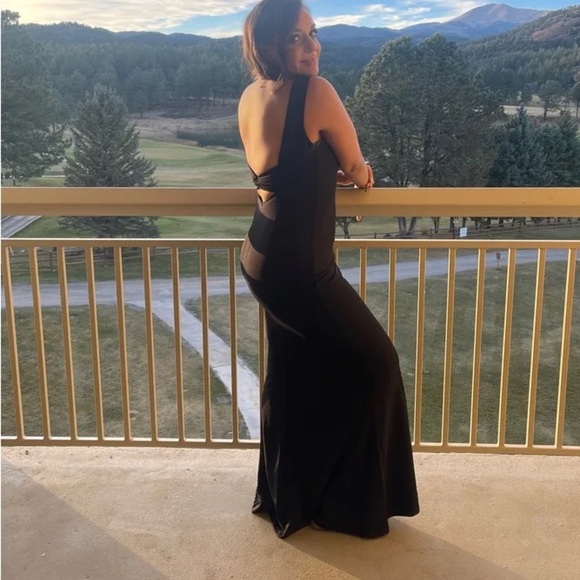 NWOT Love In Your Eyes Black Knotted Mermaid Maxi Dress - Picture 6 of 10